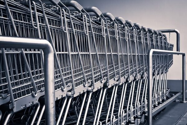 Maximize Your Savings: Top Online Shopping Hacks to Score the Best Deals and Discounts!