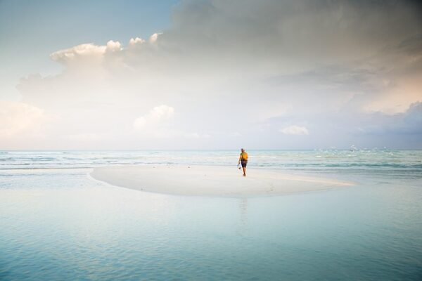 Essential Travel Tips: Navigate Your Adventures with Ease and Confidence for Unforgettable Journeys